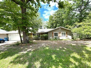 Building Photo - 69 Melanie Dr