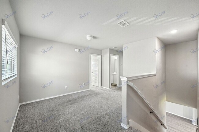 Foto del edificio - 6305 Port Ct