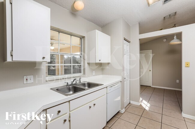 Foto del edificio - 2059 Gallagher Ave