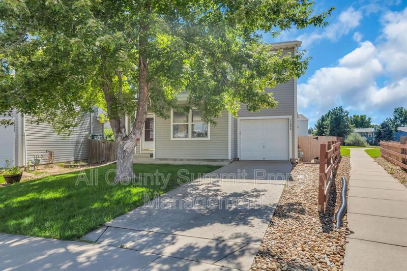 Foto principal - 11898 W Tufts Pl