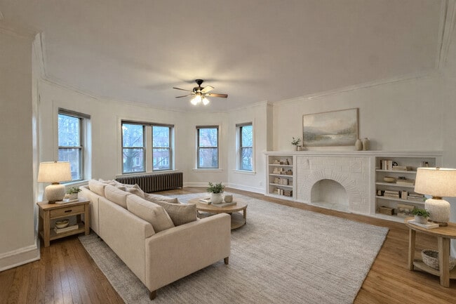 Building Photo - 4752 N Virginia Ave