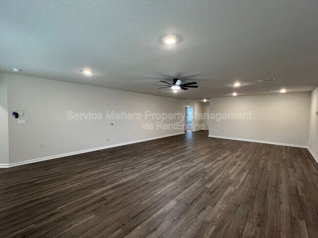 Foto del edificio - 8659 Tarsus Dr