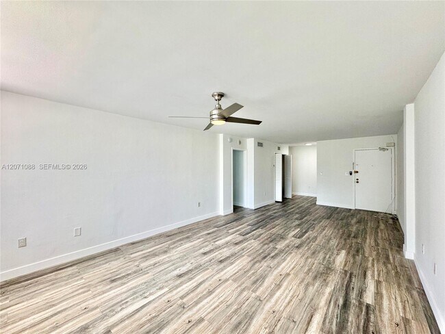 Foto del edificio - 245 18th St