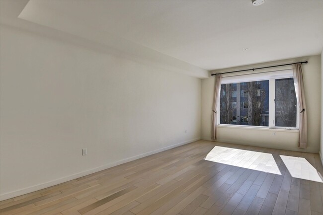 Building Photo - 52 Innes Ct