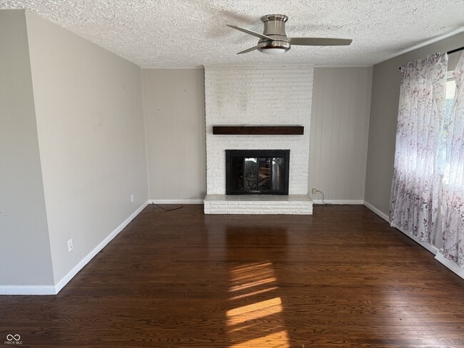 Building Photo - 209 Blairsden Ave