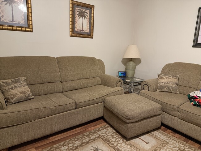 Building Photo - 75 S Las Olas Dr