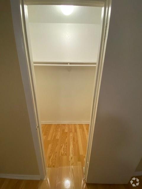 Building Photo - 3206 Lobit Dr