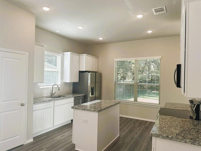 Foto del edificio - 710 Dogwood Trail