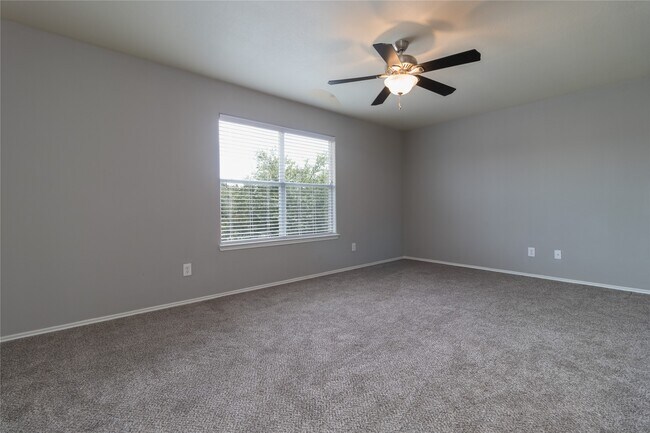 Foto del edificio - 9331 Norwood Trails Dr