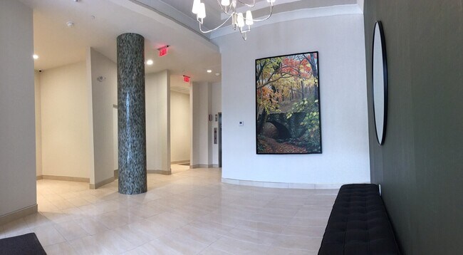 Building Photo - 555 Roger Williams Ave