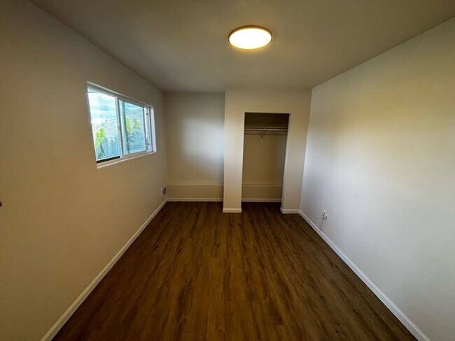 Foto del edificio - 14523 Hwy 99
