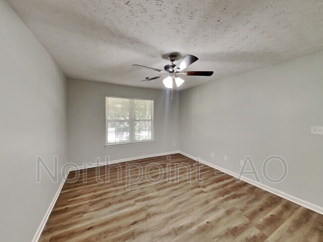 Building Photo - 11066 Shannon Cir