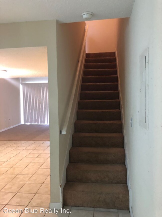 Building Photo - 7403 Palmera Pointe Cir