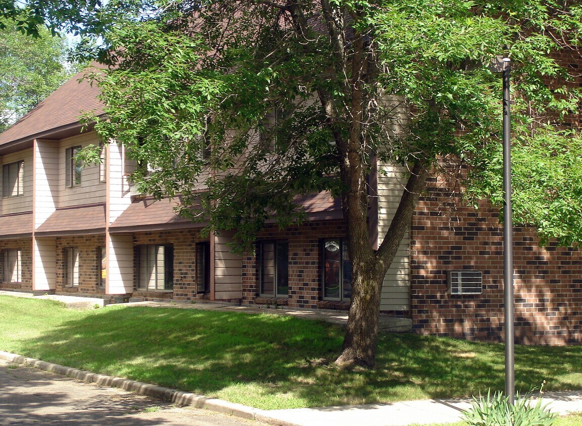 Scotland Green Apartments 1440 9th St Granite Falls, MN