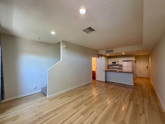 Foto del edificio - Cute 2 Bedroom 1.5 Bathroom Located In Downtown Albuquerque!