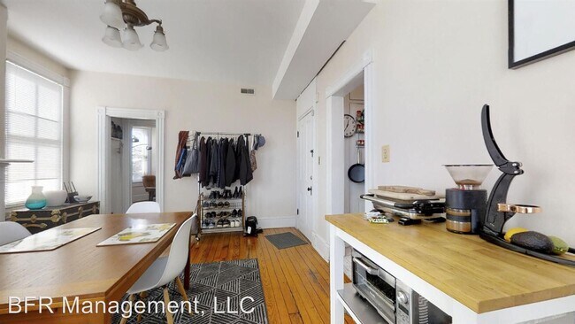 Building Photo - 3644 Roland Ave