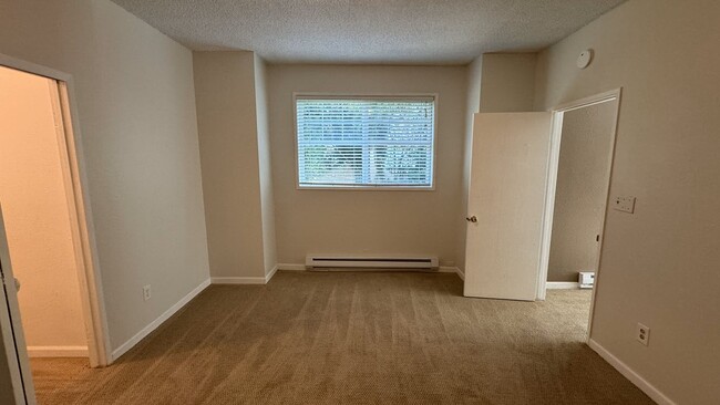 Foto del edificio - 322 24th Ave E