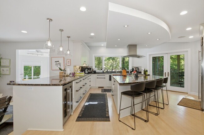 Foto del edificio - 7005 Endicott Ct