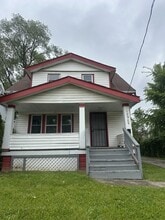 Building Photo - 12909 Benwood Ave