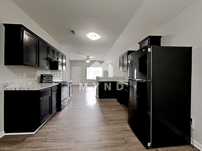 Building Photo - 3 br, 2 bath House - 597 Fox Run Cir