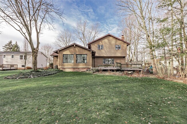 Foto del edificio - 6235 Sunnywood Dr