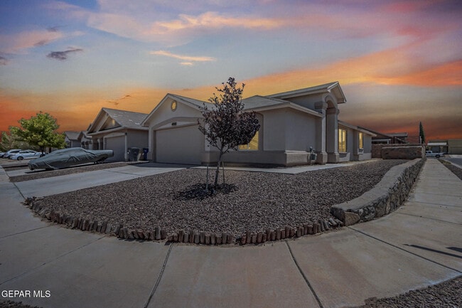 Building Photo - 4800 Kiko A Fierro Dr