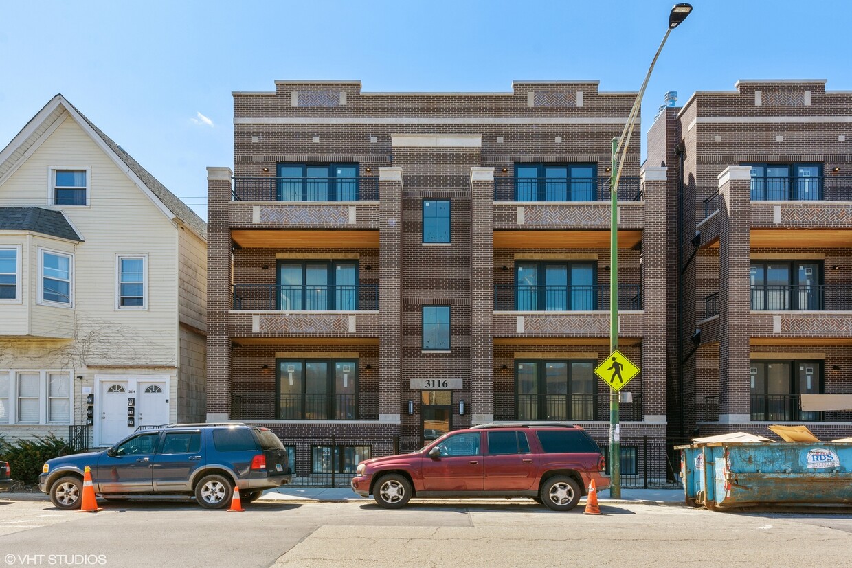 Foto principal - 3116 N Clybourn Ave