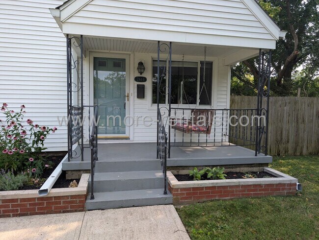 Foto del edificio - Remodeled house in Upper Arlington Schools