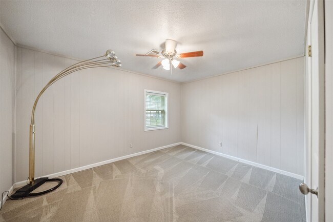 Foto del edificio - 13373 Southshore Dr