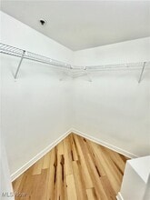 Building Photo - 1133 W 9th St