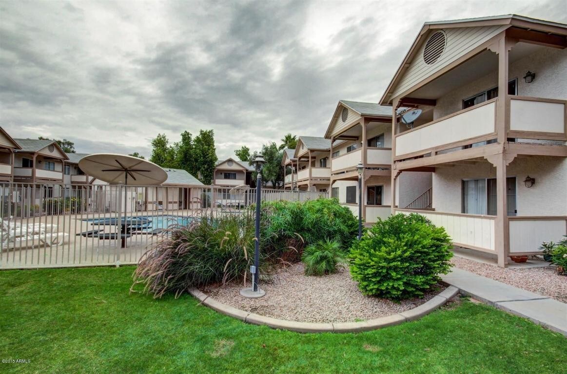 Foto principal - 616 S Hardy Dr