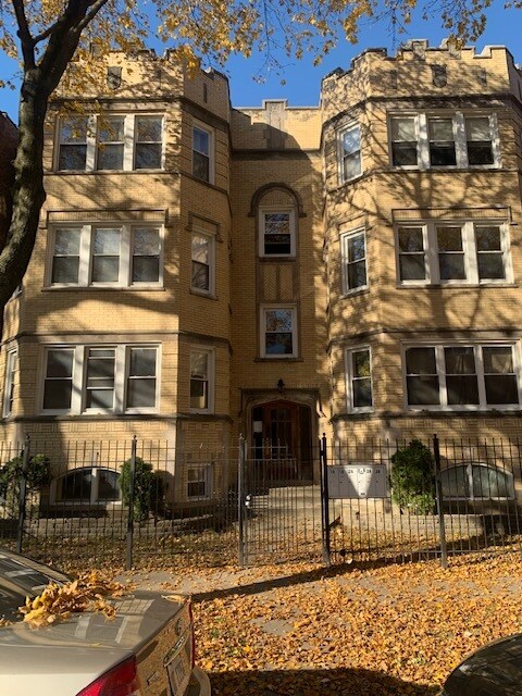 Foto del edificio - 8226 S Drexel Ave