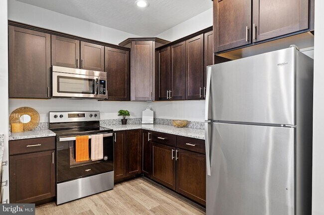 Foto del edificio - 111 Sienna Dr