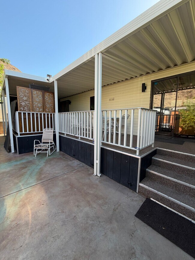 Foto del edificio - 69333 E Palm Canyon Dr