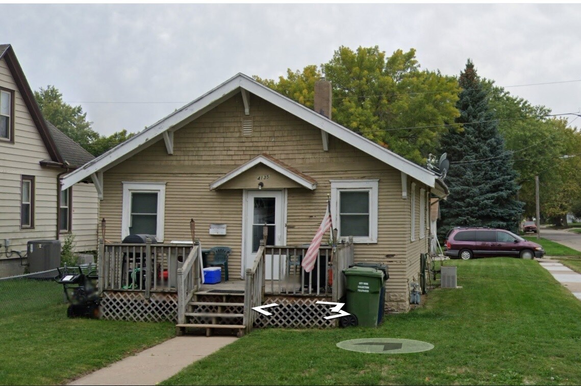 Primary Photo - 4135 Tyler St