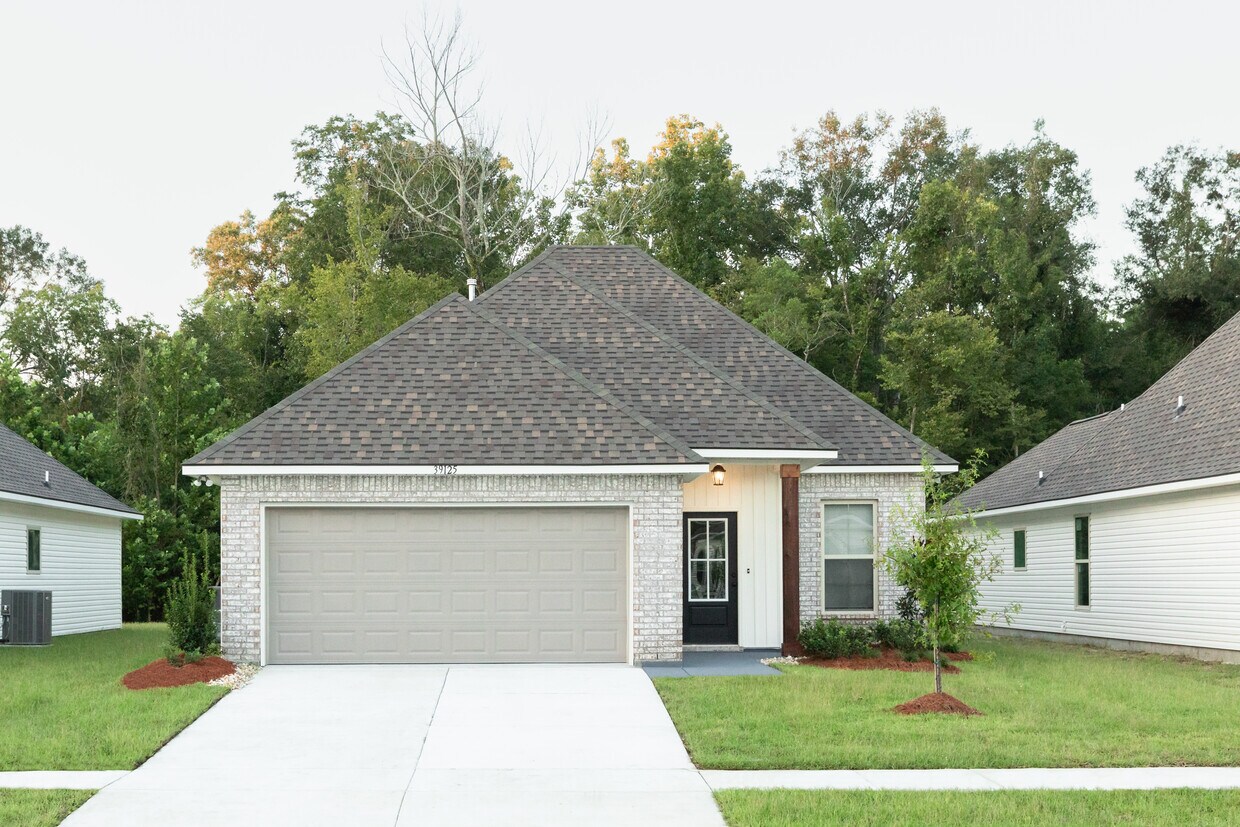 Foto principal - 39125 Tony Christy Ave