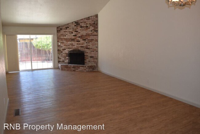 Foto del edificio - 2 br, 2 bath House - 6077 Beech Ave
