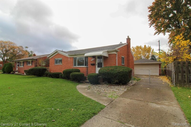 Primary Photo - 32713 Cambridge St