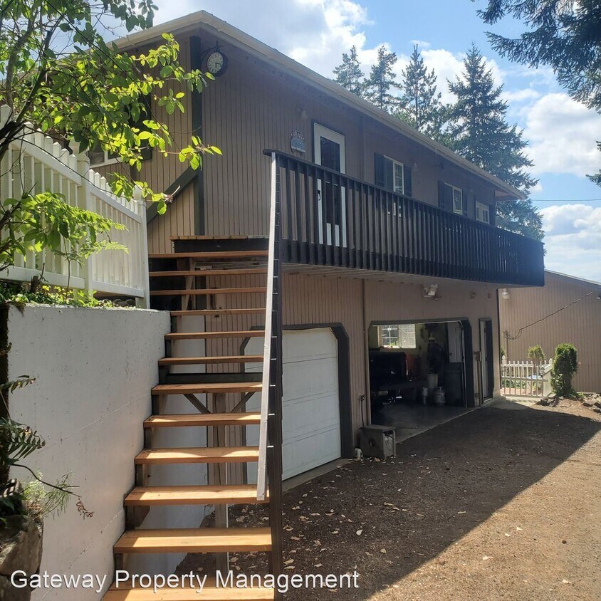 Primary Photo - 2 br, 1 bath House - 5140 E Mason lake Dri...
