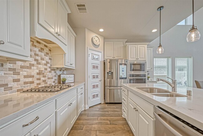 Foto del edificio - 2337 Mayfield Trail Ct