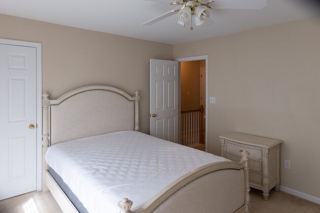 Photo - 2 Bedroom Townhome off Atlanta Hwy!