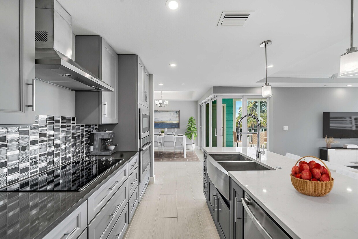 Redfish - Amberjack Plano - Harborside Residences Luxury Rental Community
