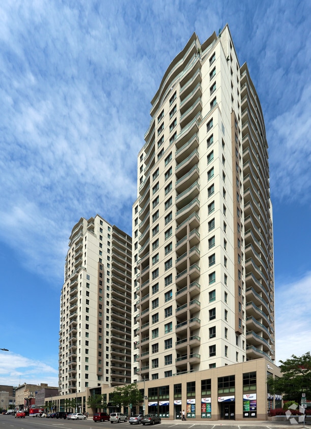 City Place II Apartments 405 Waterloo St London, ON