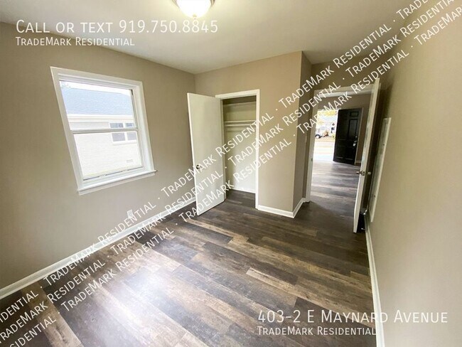 Foto del edificio - 403 E Maynard Ave