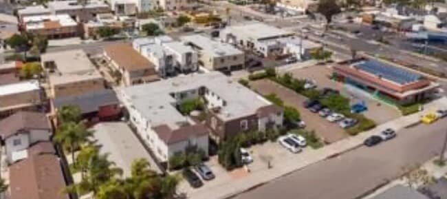 Foto del edificio - North Park Condo Steps to Adams Ave Normal Heights!