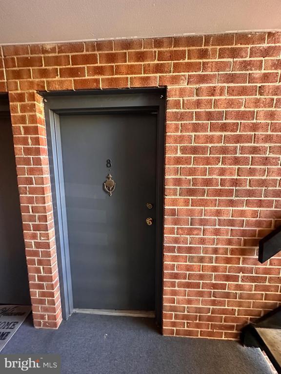 Primary Photo - 222 Echelon Rd