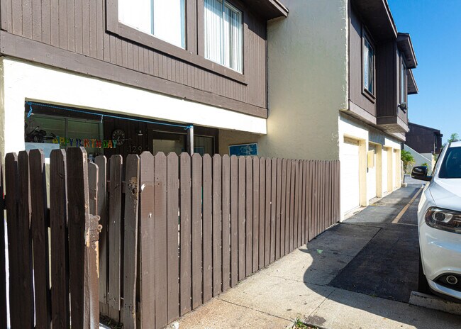 Foto del edificio - 5372 129th Ave N
