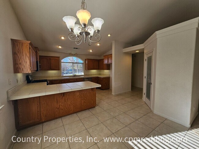 Foto del edificio - 3875 Meadow Oak Way