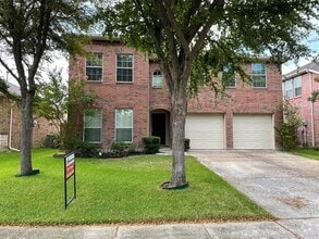 Building Photo - 5721 Mariposa Dr