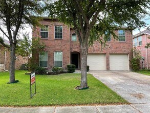 Building Photo - 5721 Mariposa Dr